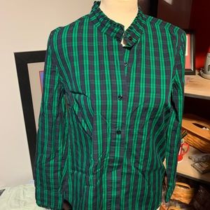 Vineyard Vines ladies size 6 Like new